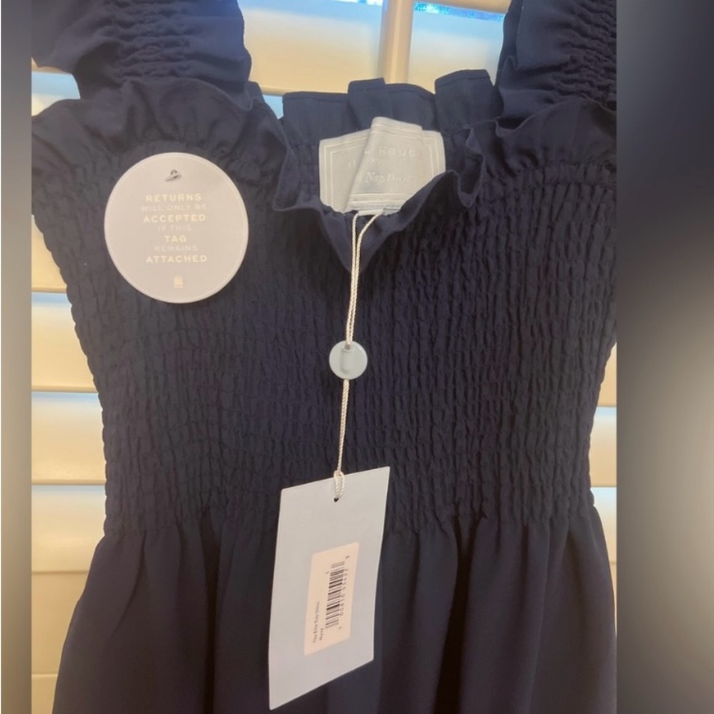 Crepe material. NWT.